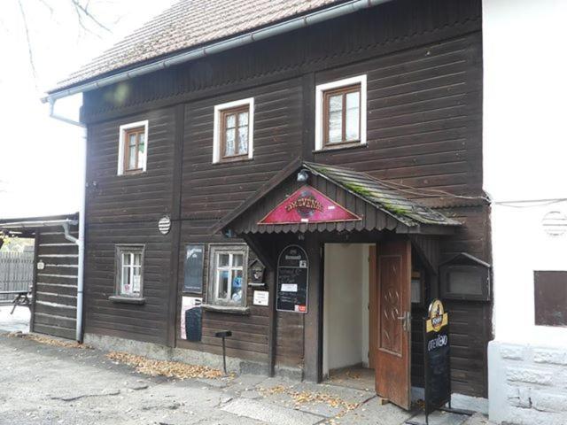 Provodin Drevenka酒店 外观 照片
