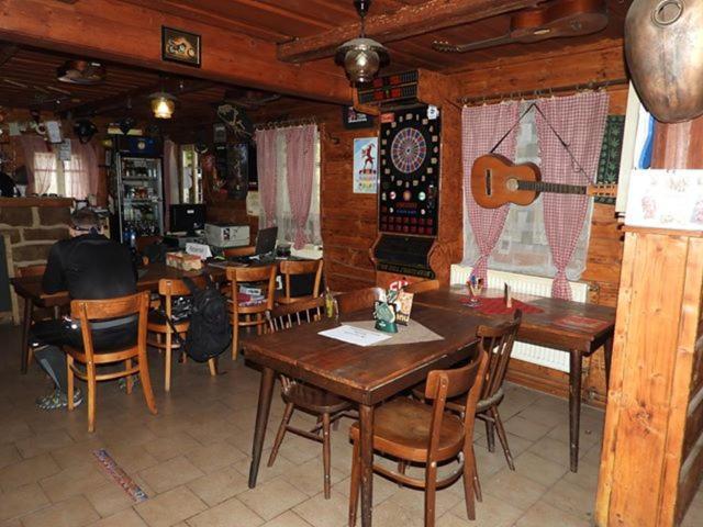 Provodin Drevenka酒店 外观 照片